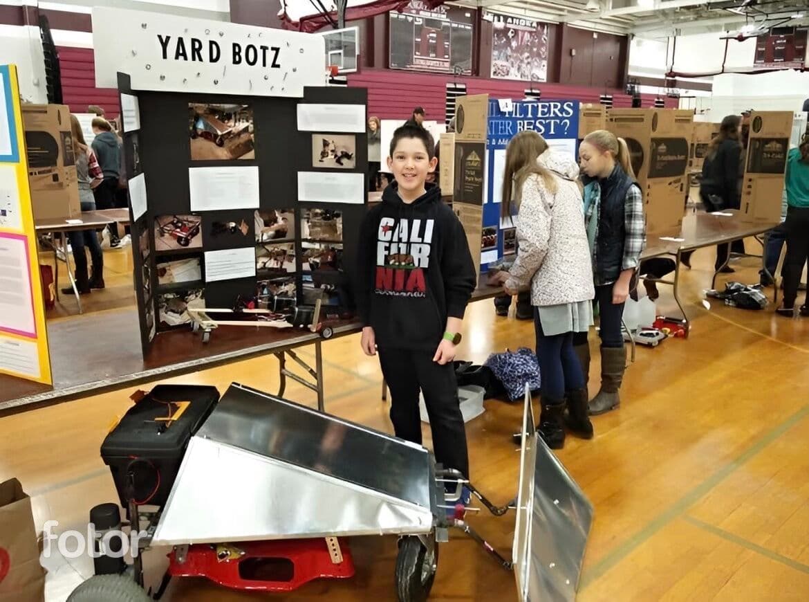 This guy turned a 6th-grade science project into the Roomba for snow.